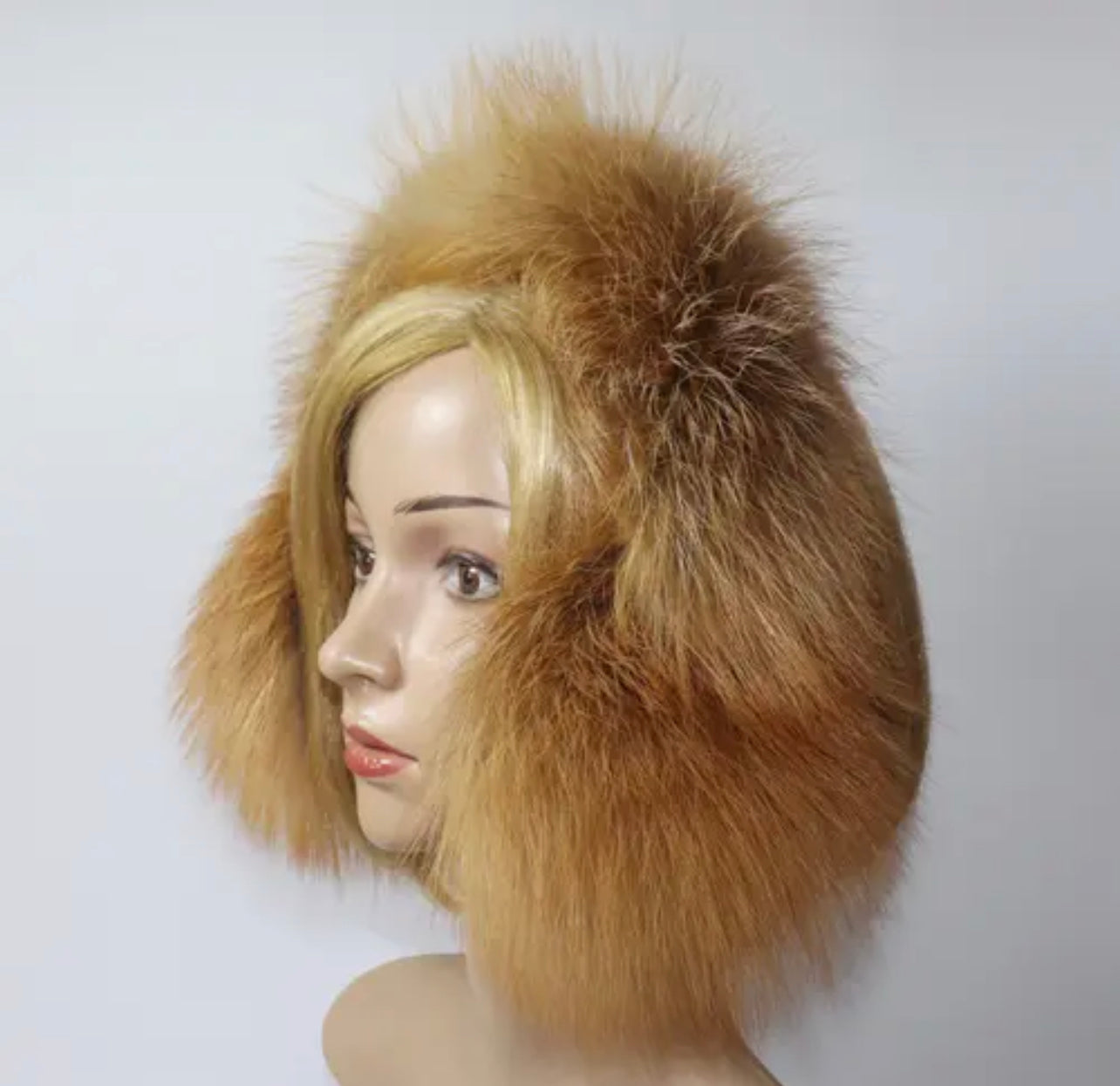 FLUFFY EARMUFFS
